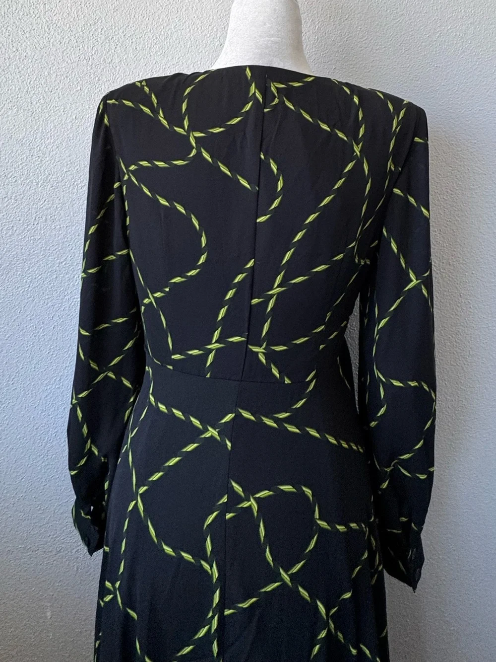 Urban Revivo Womens Black Chain Print Midi Dress Wrap Ruched Long Sleeves S NEW